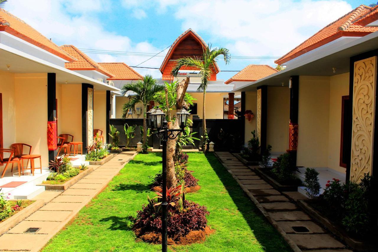 La Mogi Cottage Batununggul Exterior photo